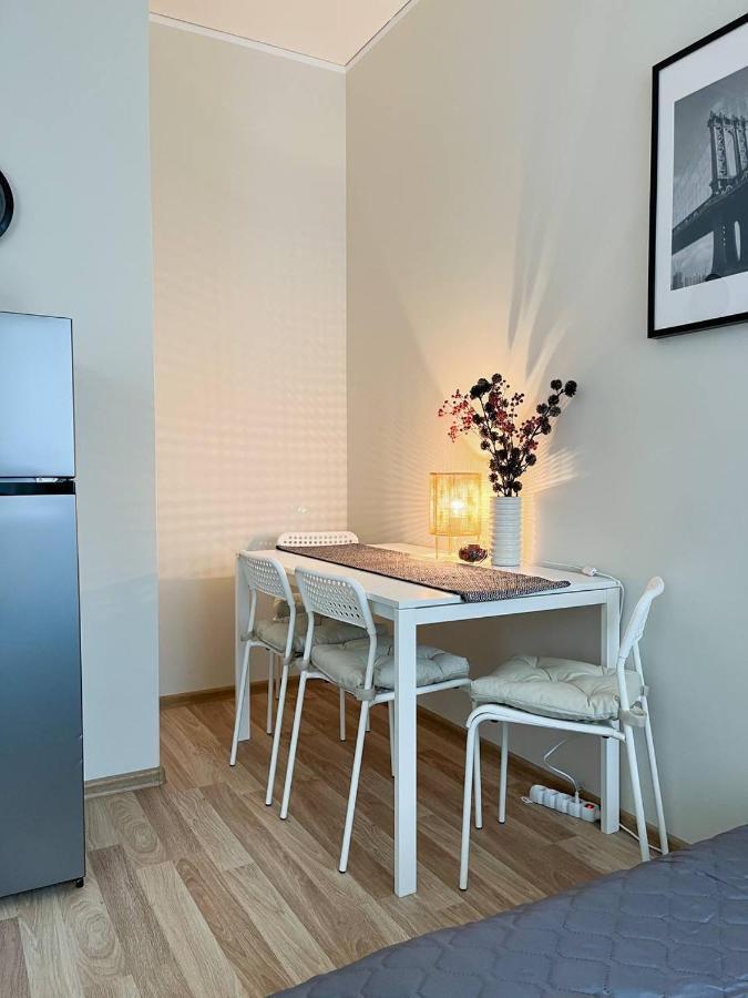 Bright Spacious Apartment In Riga With Free Parking Exterior foto